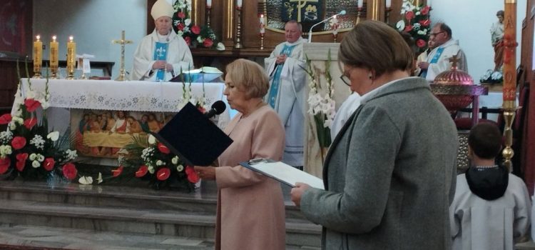 Nadanie imienia szkole w Kurowie