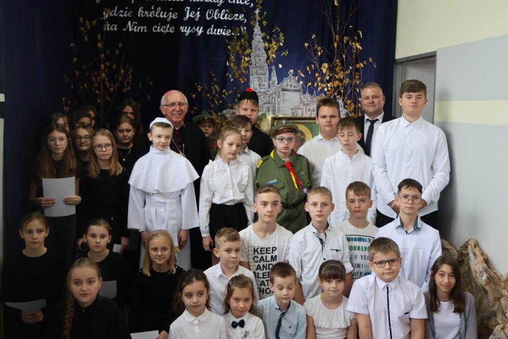 Wizytka ks. Arcybiskupa Wacława Depo w Strugach