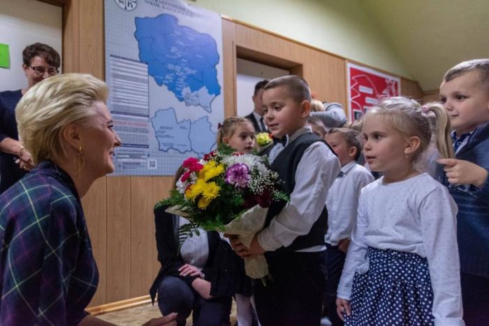 Wizyta Pani Prezydentowej Agaty Kornhauser – Dudy w szkole w Milówce