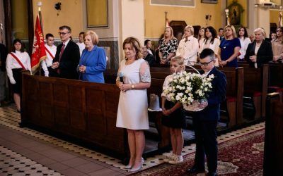 Nadanie imienia oraz poświęcenie sztandaru Publicznej Szkoły Podstawowej w Lgocie